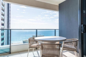 Luxury Ocean View Apartment - Oracle Tower 1 - 1Bed 1Study 1Bath 1Car